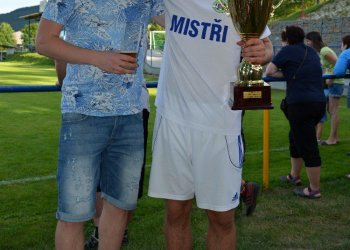 Foto č. 105 - Kateřinice - Lhota u Vsetína a oslavy prvního místa v 1. B třídě